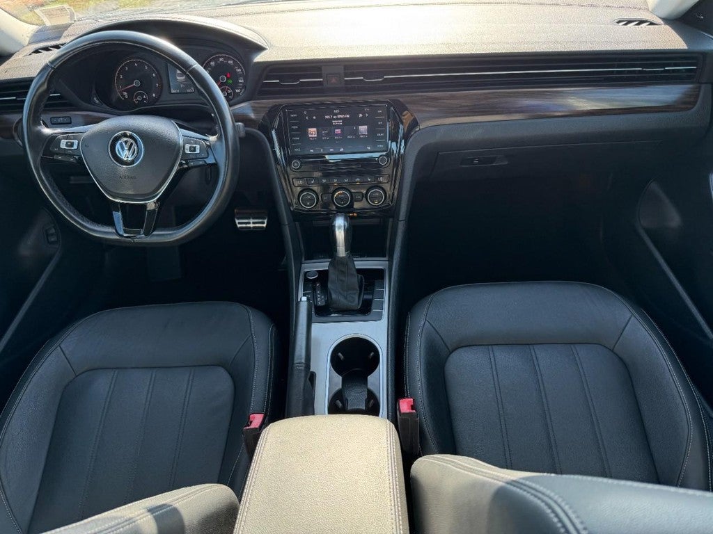 2020 Volkswagen Passat 2.0T SEL Auto