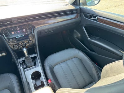 2020 Volkswagen Passat 2.0T SEL Auto