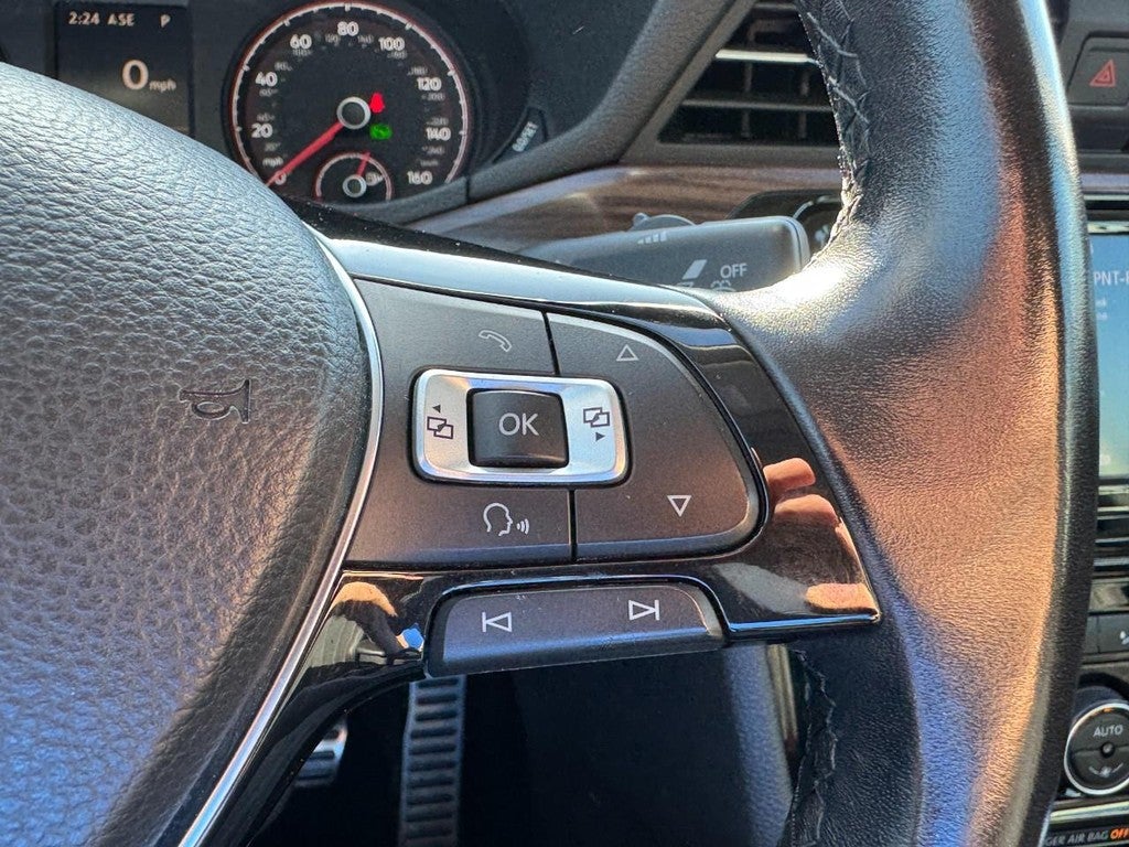 2020 Volkswagen Passat 2.0T SEL Auto