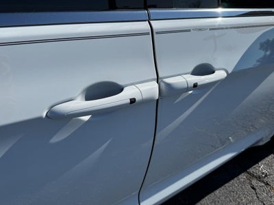 2024 Chrysler Pacifica Touring L FWD