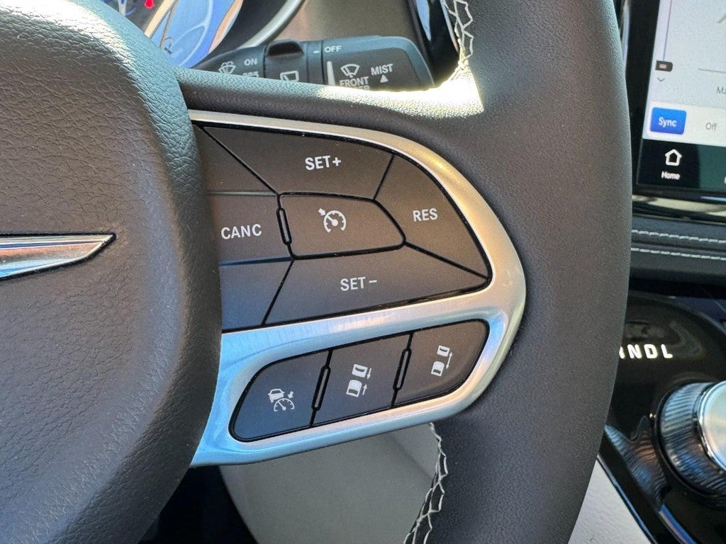 2024 Chrysler Pacifica Touring L FWD