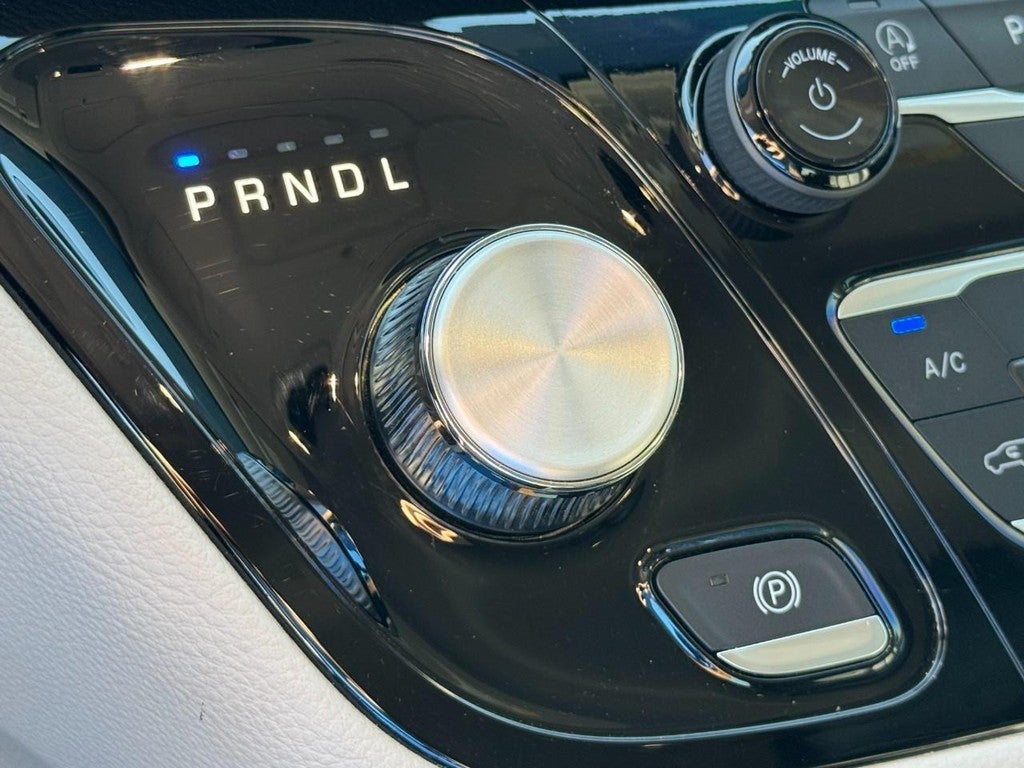 2024 Chrysler Pacifica Touring L FWD