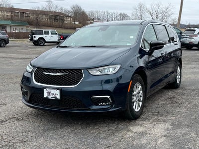 2025 Chrysler Pacifica Select FWD