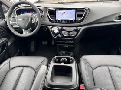 2025 Chrysler Pacifica Select FWD