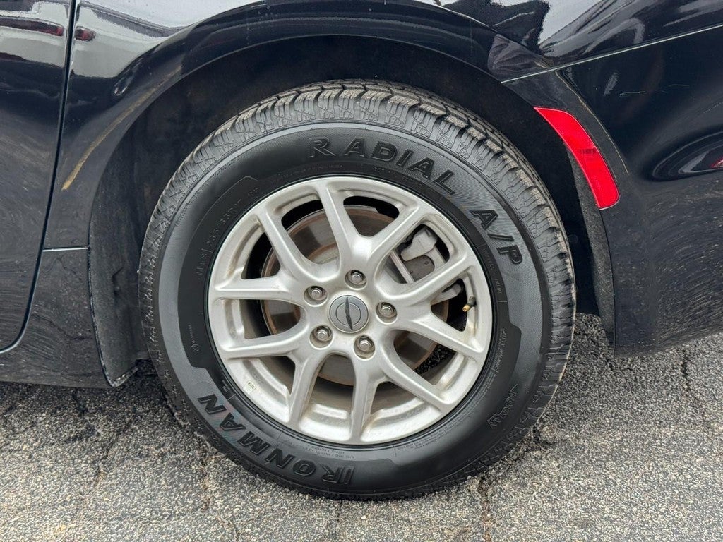 2025 Chrysler Pacifica Select FWD