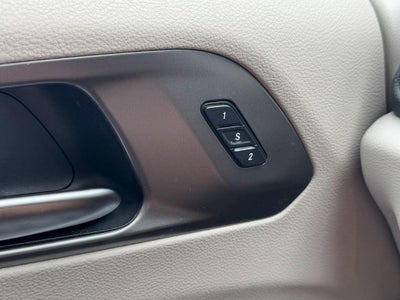 2022 Chrysler Pacifica Touring L FWD