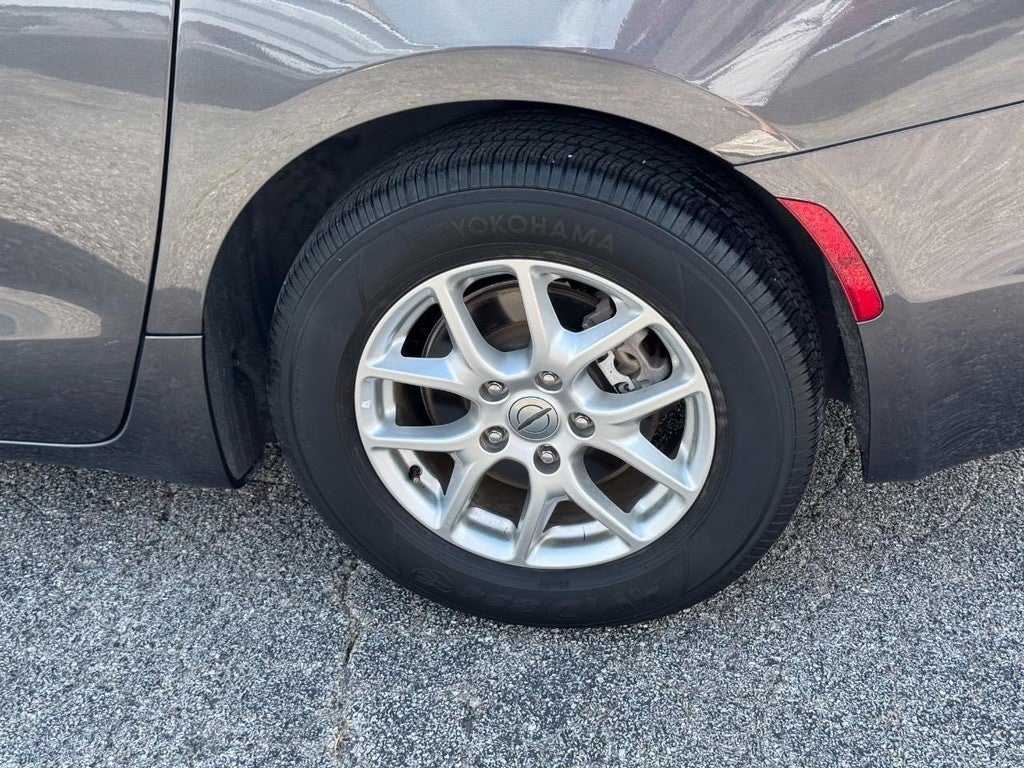 2023 Chrysler Pacifica Touring L FWD