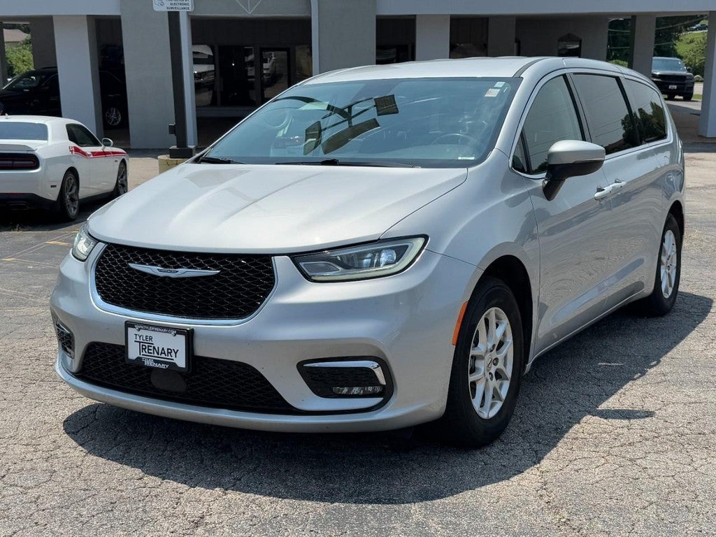 2023 Chrysler Pacifica Touring L FWD