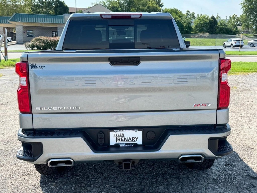 2026 Chevrolet Silverado 1500 4WD Crew Cab 147" RST