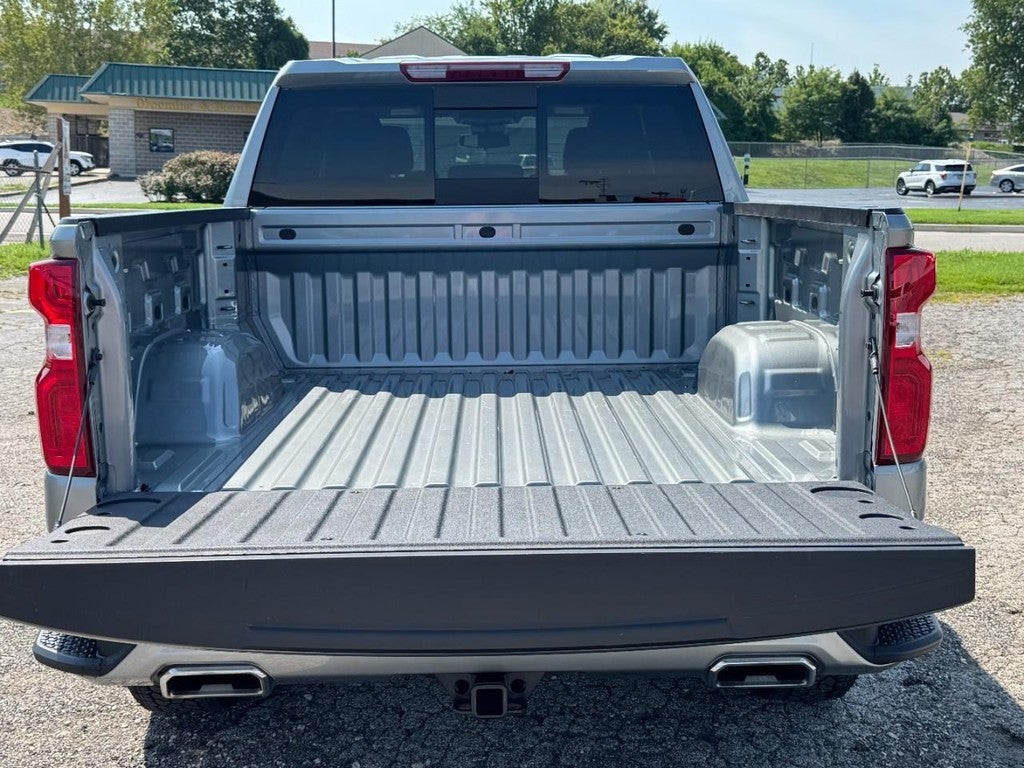 2026 Chevrolet Silverado 1500 4WD Crew Cab 147" RST