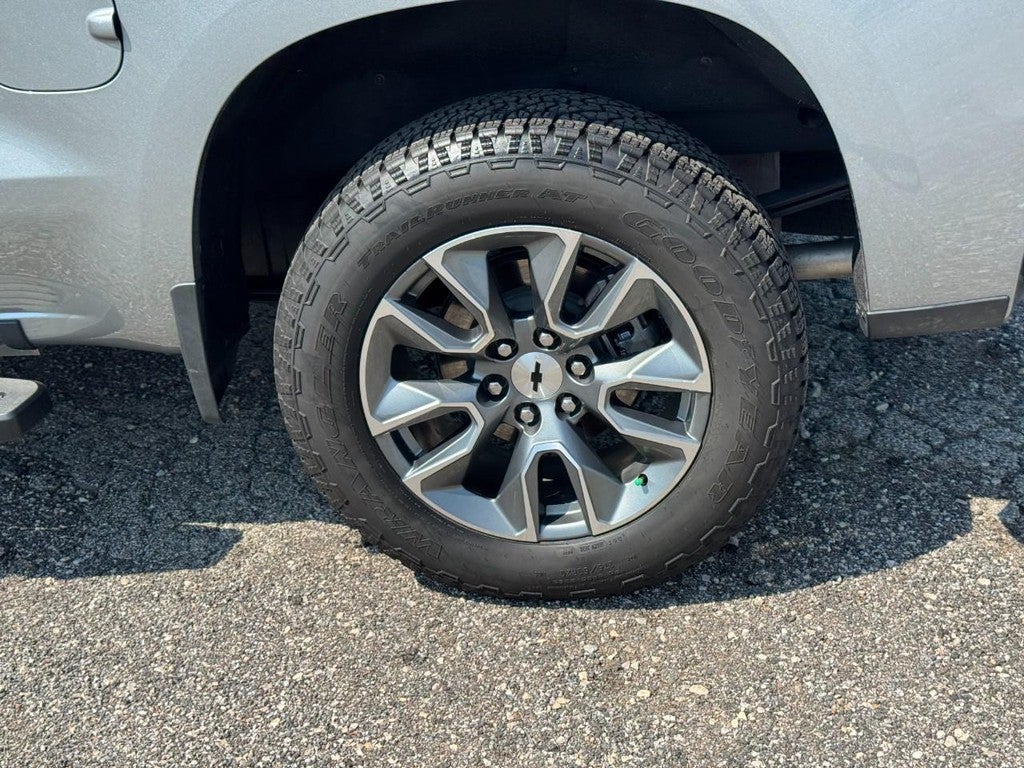 2026 Chevrolet Silverado 1500 4WD Crew Cab 147" RST