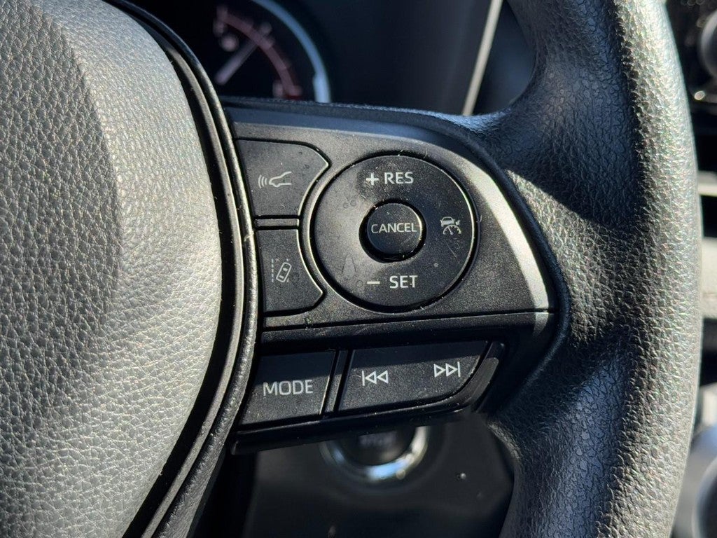 2024 Toyota RAV4 XLE FWD (Natl)