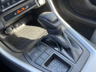 2024 Toyota RAV4 XLE FWD (Natl)