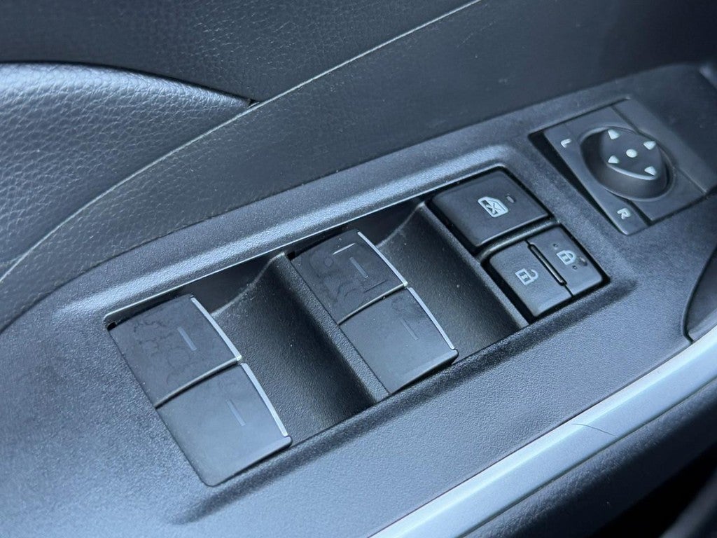 2024 Toyota RAV4 XLE FWD (Natl)