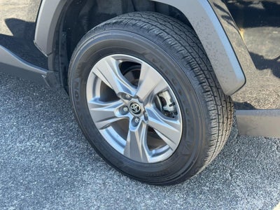 2024 Toyota RAV4 XLE FWD (Natl)