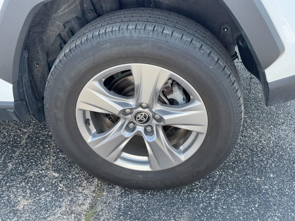 2024 Toyota RAV4 XLE FWD (Natl)