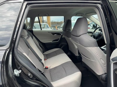 2024 Toyota RAV4 XLE FWD (Natl)