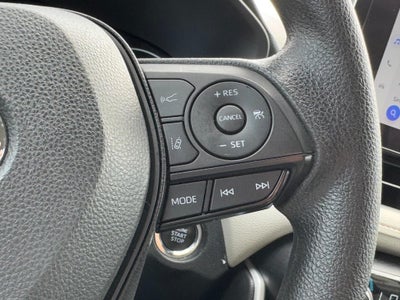 2024 Toyota RAV4 XLE FWD (Natl)