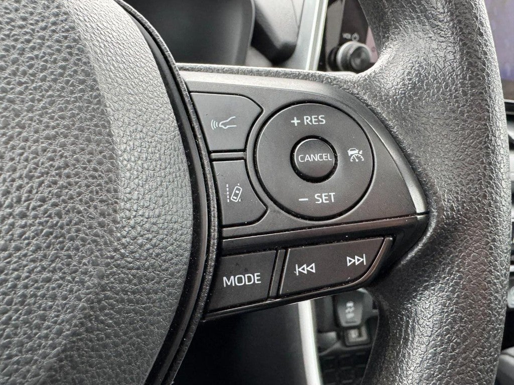 2023 Toyota RAV4 XLE FWD (Natl)