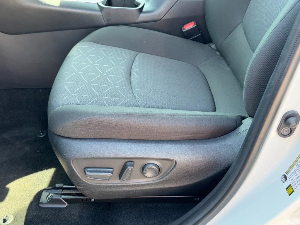 2024 Toyota RAV4 XLE FWD (Natl)