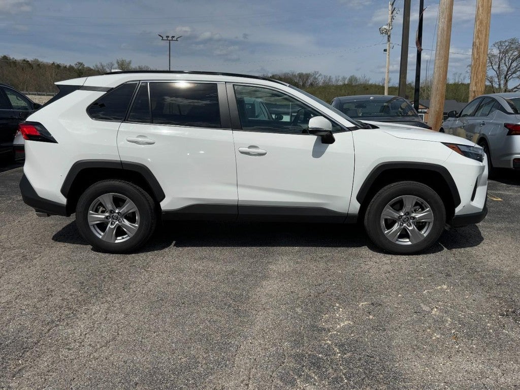 2025 Toyota RAV4 XLE FWD (Natl)