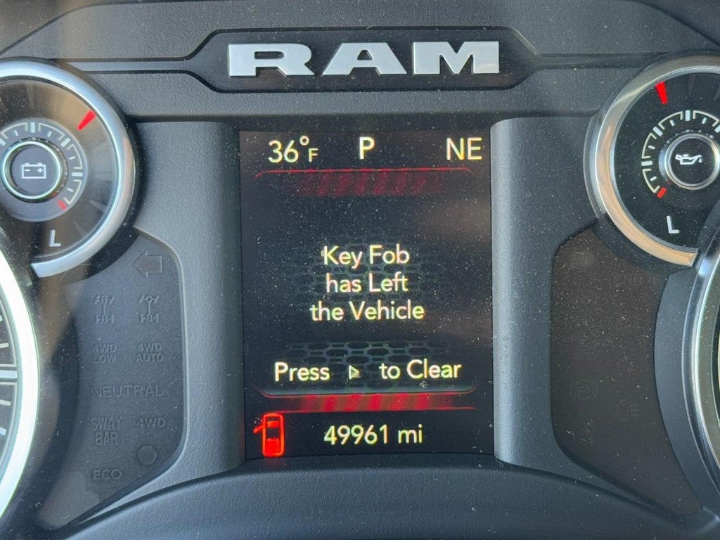 2019 RAM 2500 Big Horn 4x4 Crew Cab 6'4" Box