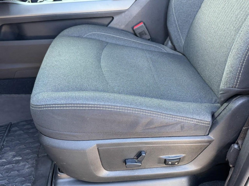 2019 RAM 2500 Big Horn 4x4 Crew Cab 6'4" Box