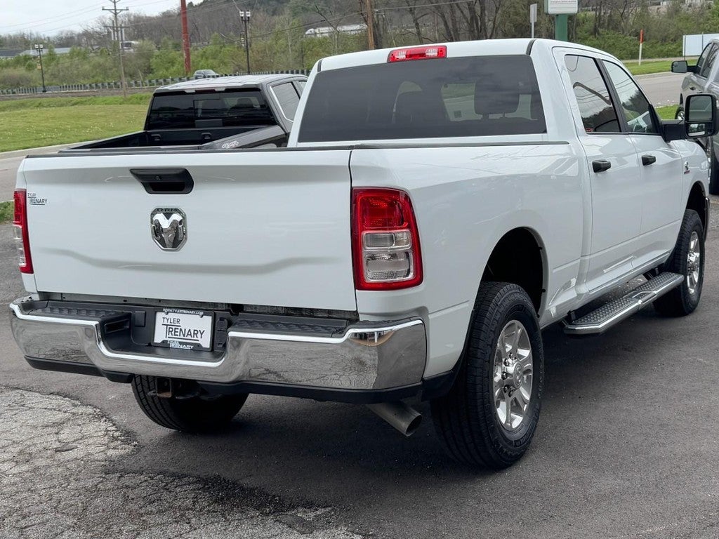 2024 RAM 2500 Big Horn 4x4 Crew Cab 6'4" Box