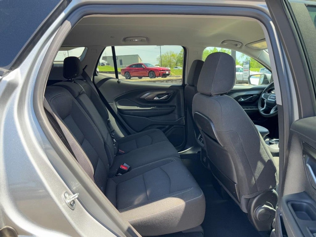 2024 GMC Terrain FWD 4dr SLE