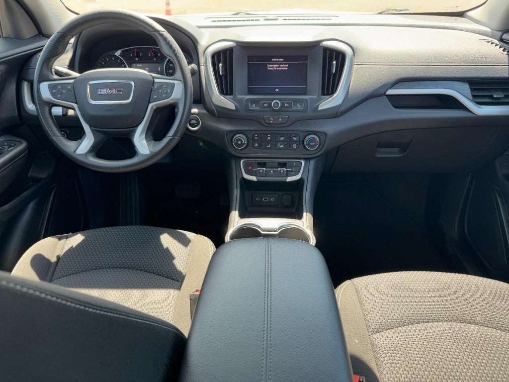 2024 GMC Terrain FWD 4dr SLE