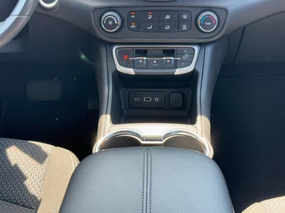2024 GMC Terrain FWD 4dr SLE