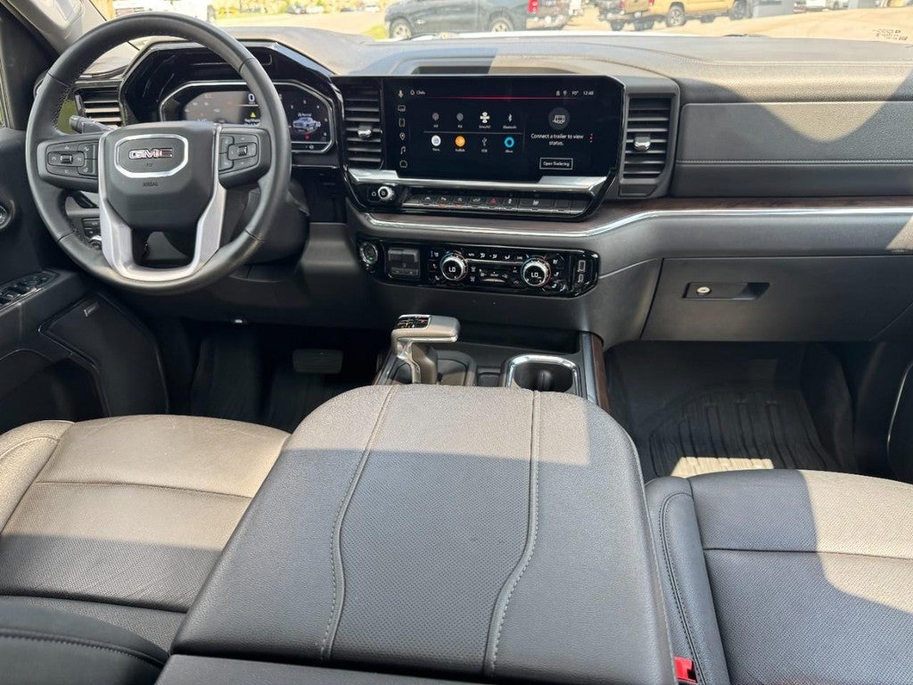 2024 GMC Sierra 1500 4WD Crew Cab 147" SLT