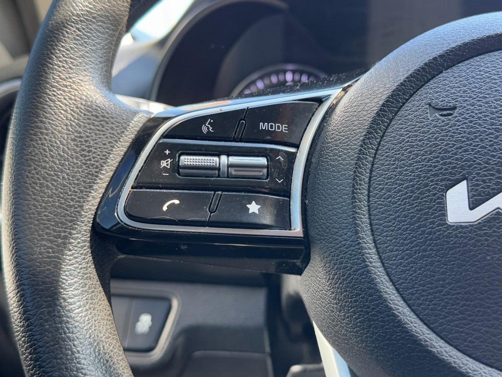 2022 Kia Forte LXS IVT