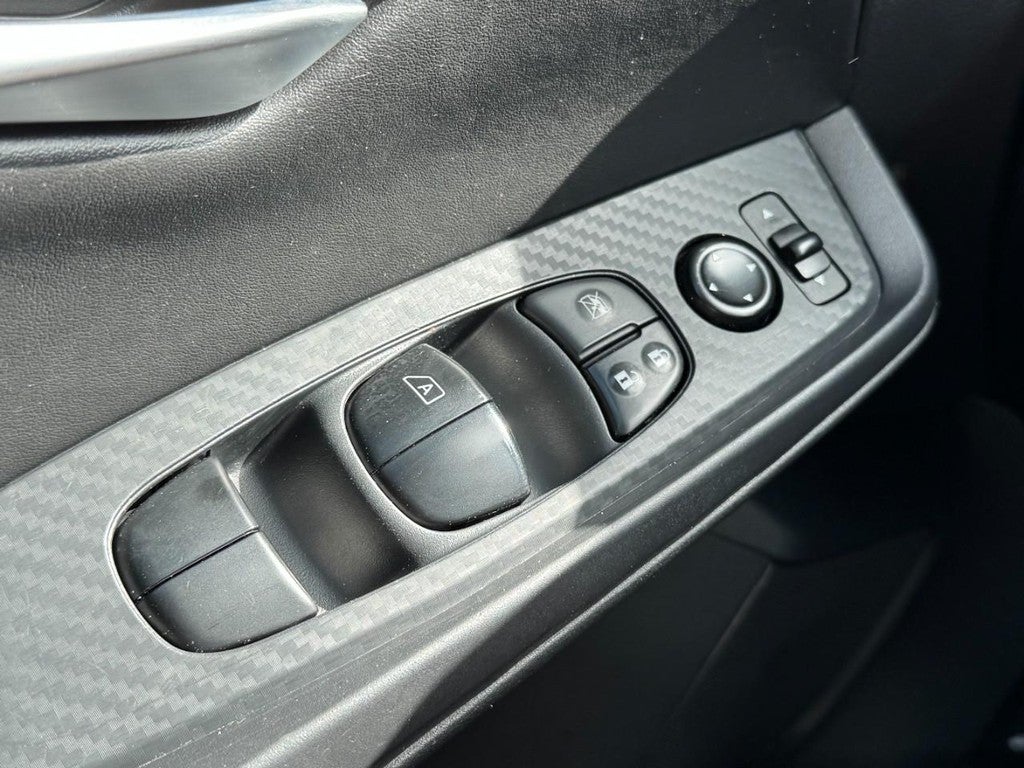 2024 Nissan Sentra SV CVT