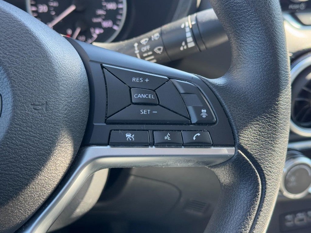 2023 Nissan Sentra SV CVT