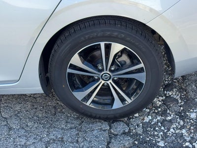 2023 Nissan Sentra SV CVT