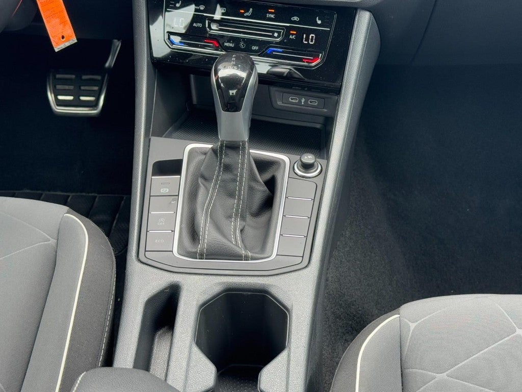 2025 Volkswagen Jetta Sport Auto