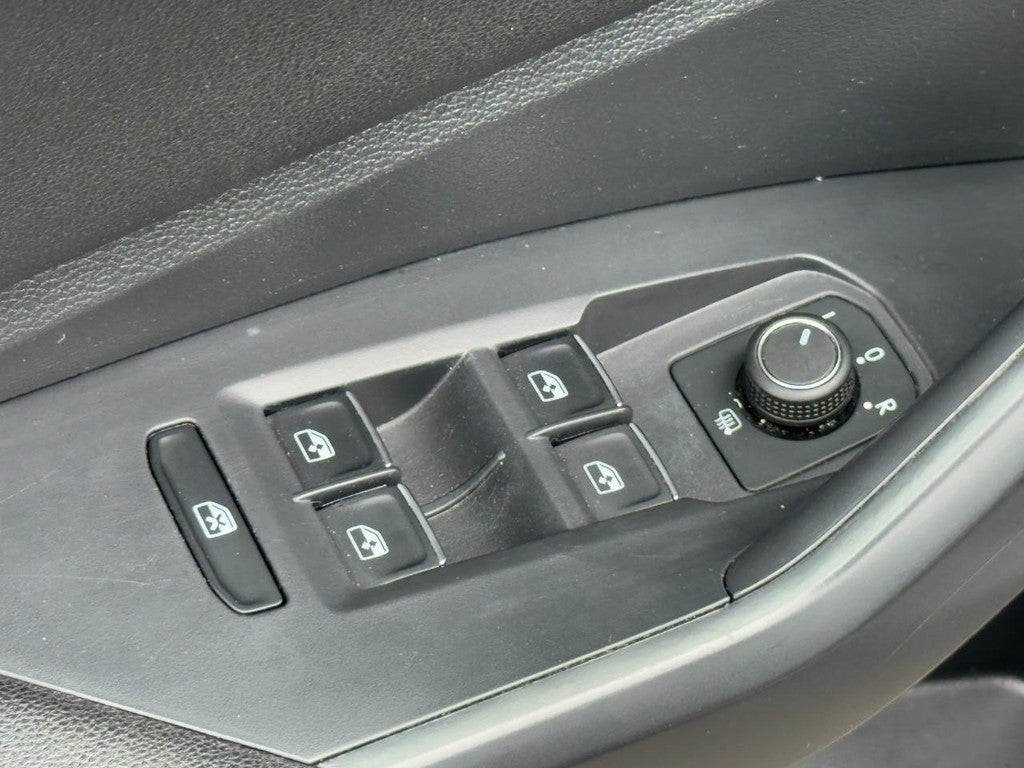 2025 Volkswagen Jetta Sport Auto