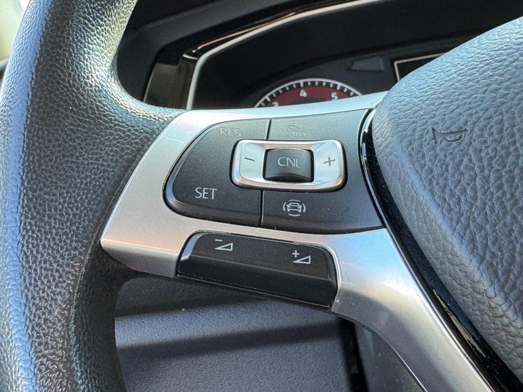 2020 Volkswagen Jetta Auto