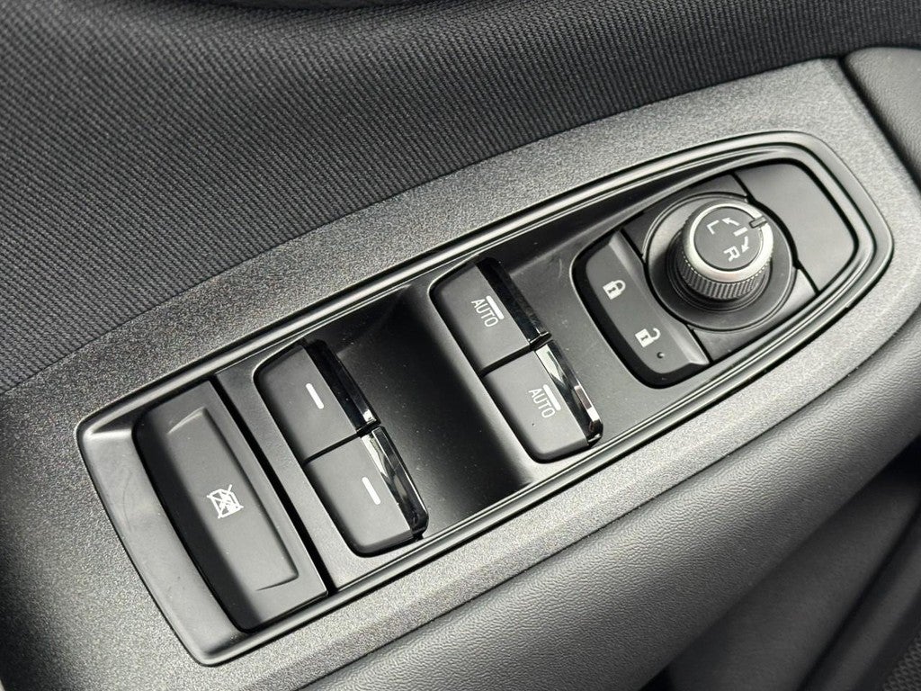 2025 Subaru Outback Premium AWD