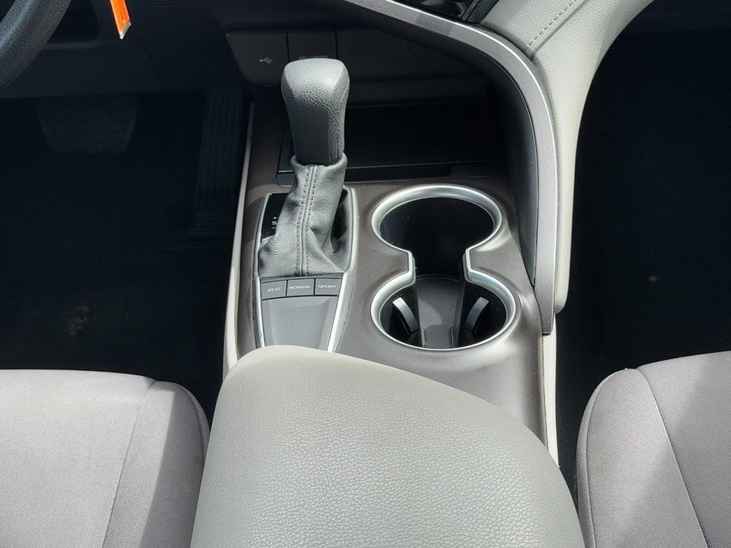 2024 Toyota Camry LE Auto (Natl)