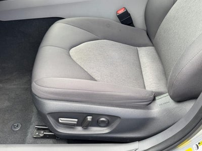 2024 Toyota Camry LE Auto (Natl)