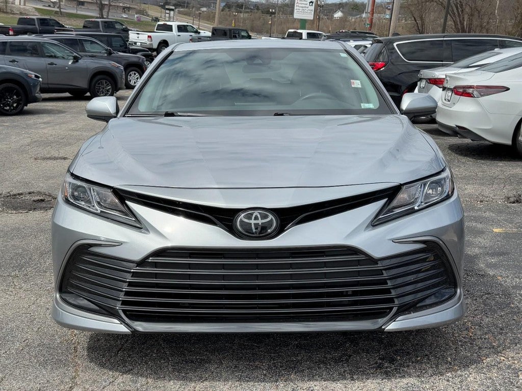 2024 Toyota Camry LE Auto (Natl)