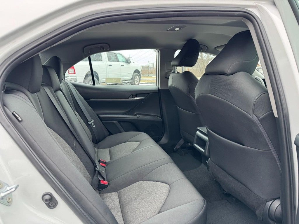 2023 Toyota Camry LE Auto (Natl)