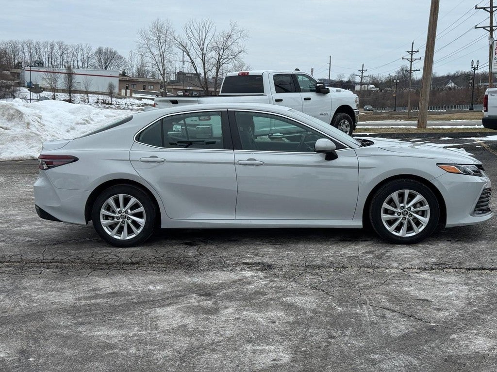 2023 Toyota Camry LE Auto (Natl)
