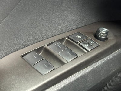 2023 Toyota Camry LE Auto (Natl)