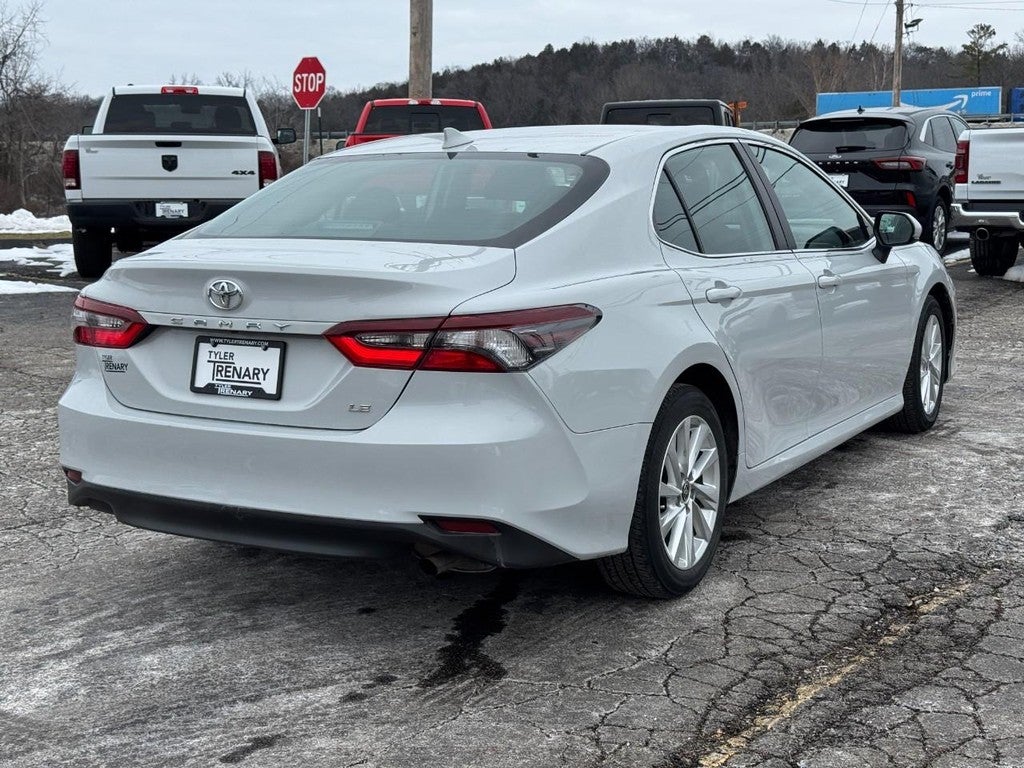 2023 Toyota Camry LE Auto (Natl)