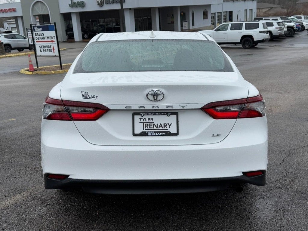 2024 Toyota Camry LE Auto (Natl)