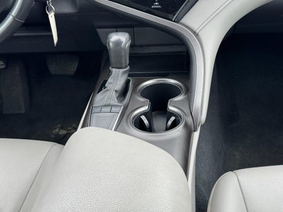 2024 Toyota Camry SE Auto (Natl)