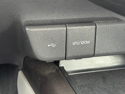 2024 Toyota Camry SE Auto (Natl)